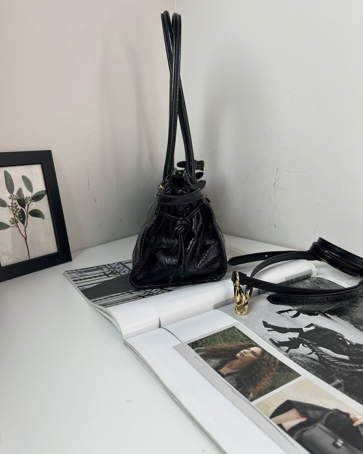 Prada Bonnie Medium Leather Handbag - Black - View 4