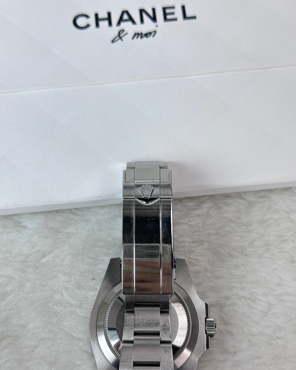 Rolex Submariner Date Hulk Watch - Green - View 9