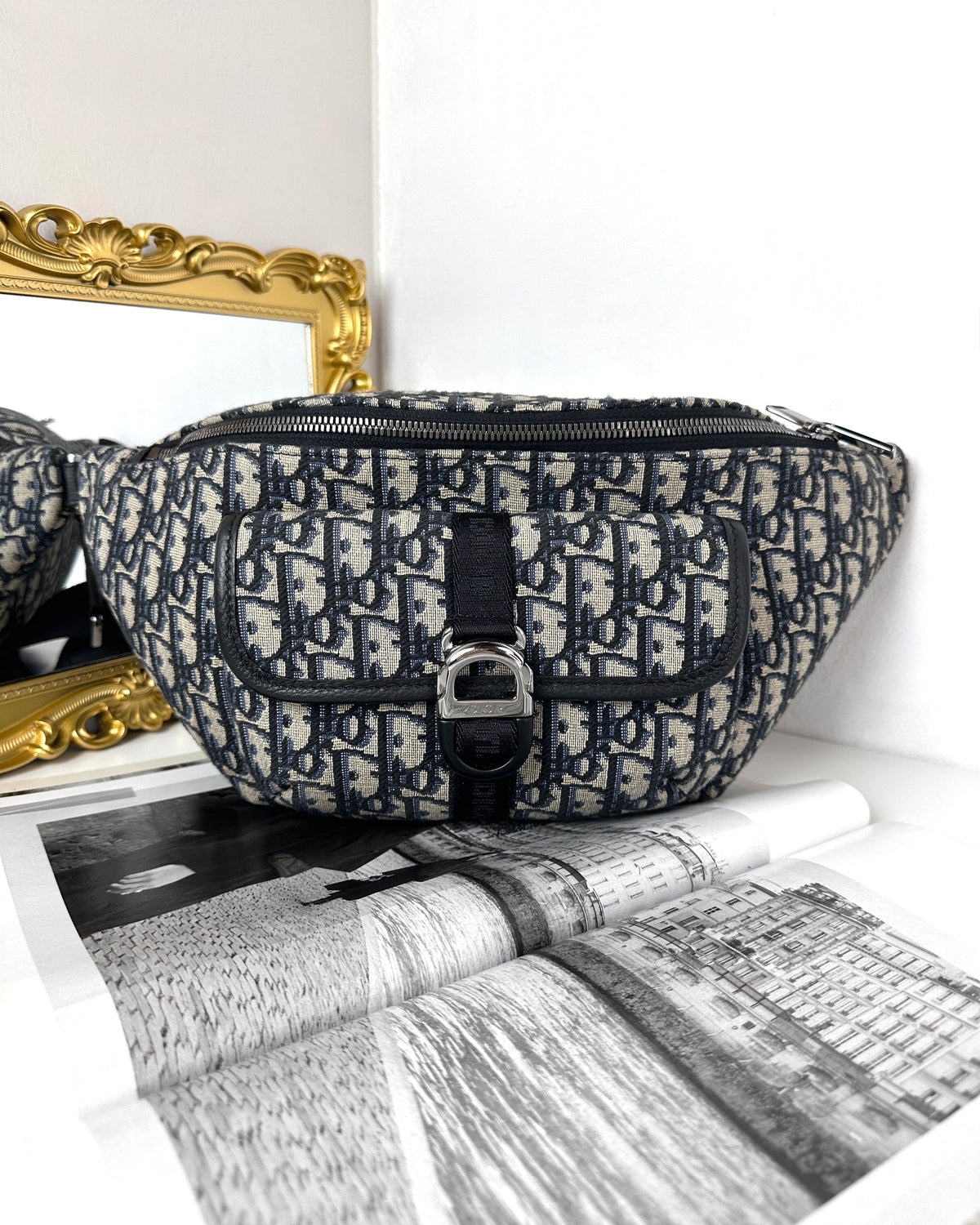 Dior 8 Belt Bag - Beige And Black - View 1