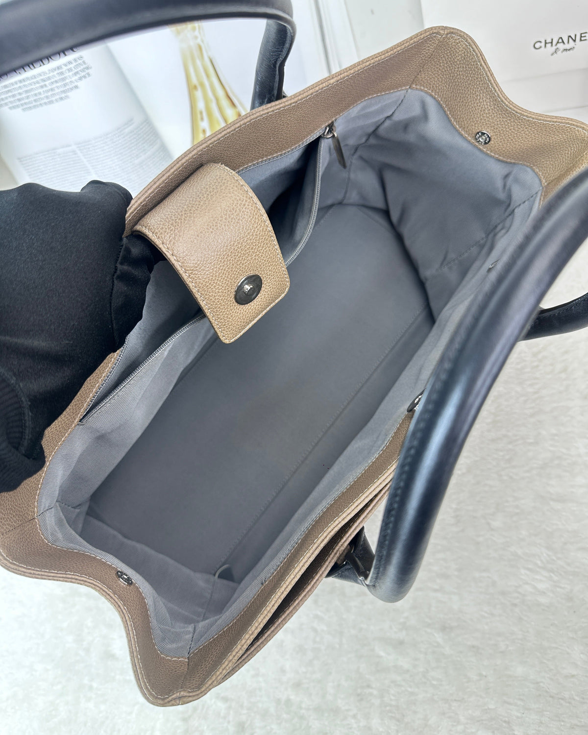 Chanel Cerf Tote Bag - Beige - View 6