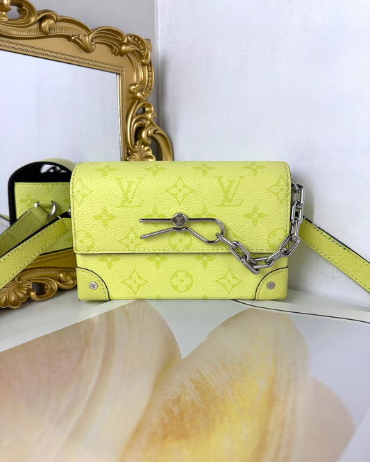 Louis Vuitton Steamer Wearable Wallet - Lemon Yellow - View 1