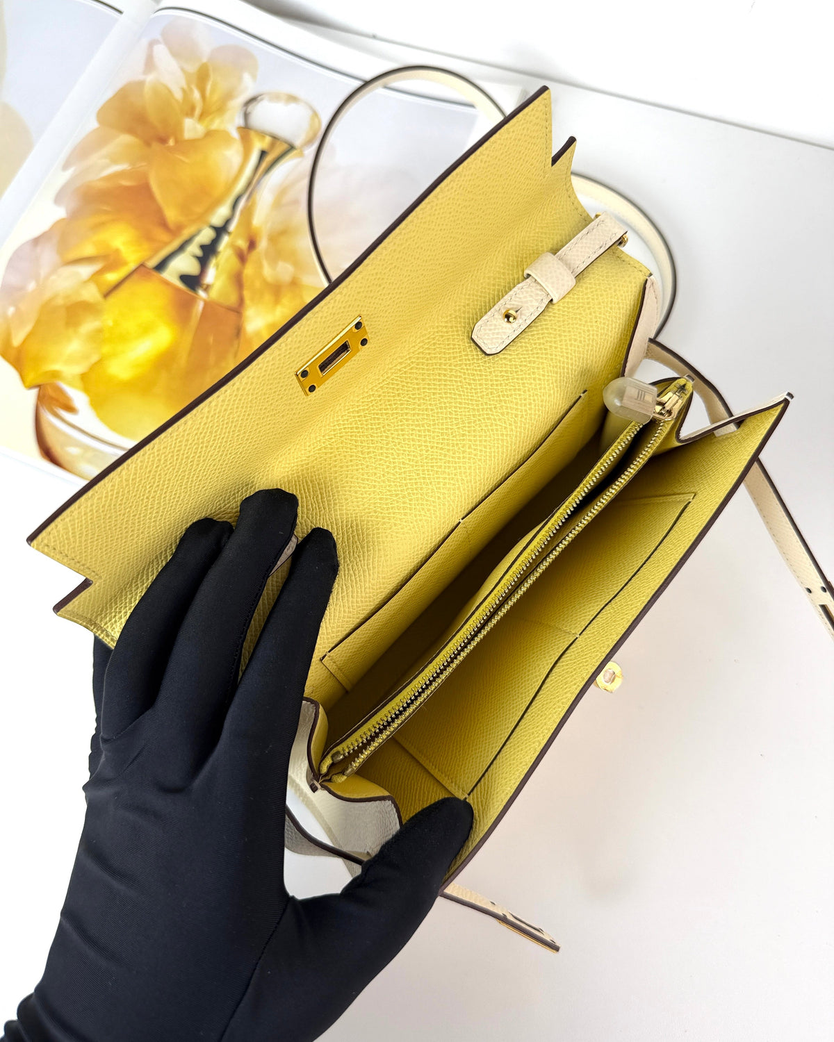 Hermès Kelly Classic To Go Wallet - Craie - View 7