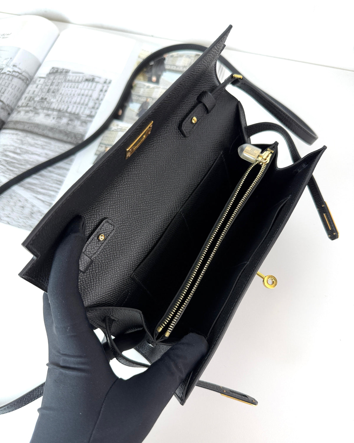 Hermès Kelly To Go Wallet - Black With Gold Hardware - View 7
