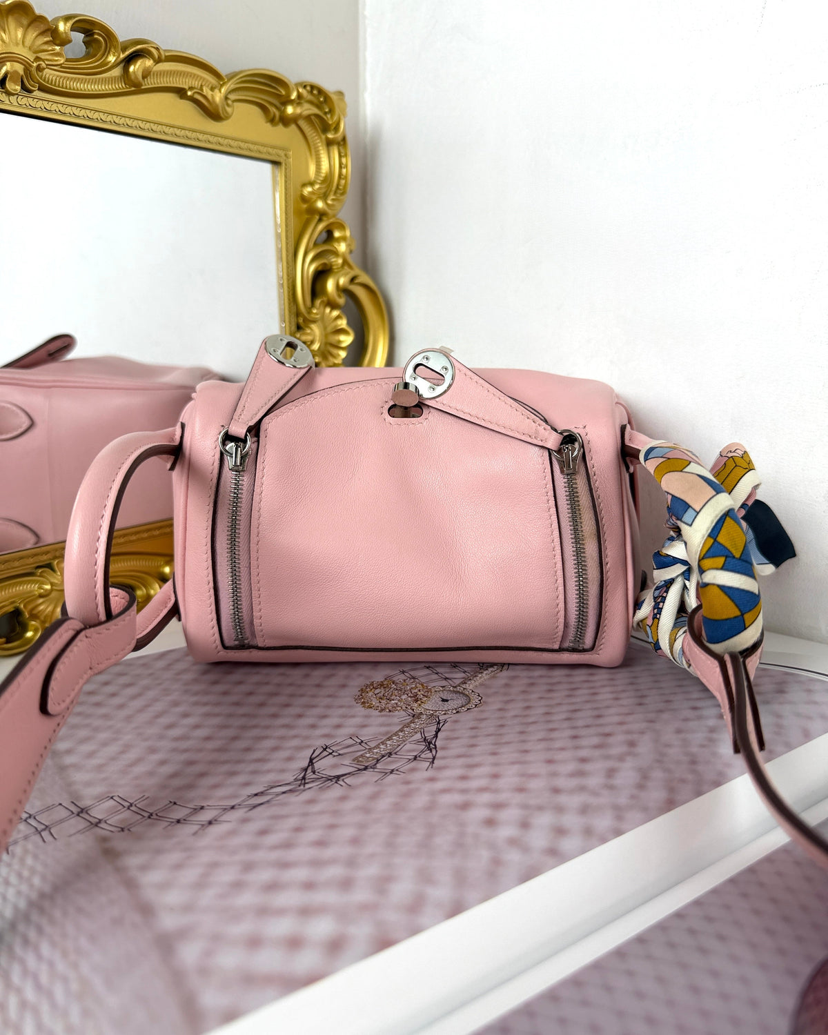 Hermès Mini Lindy 20 Bag - 3Q Rose Sakura - View 6