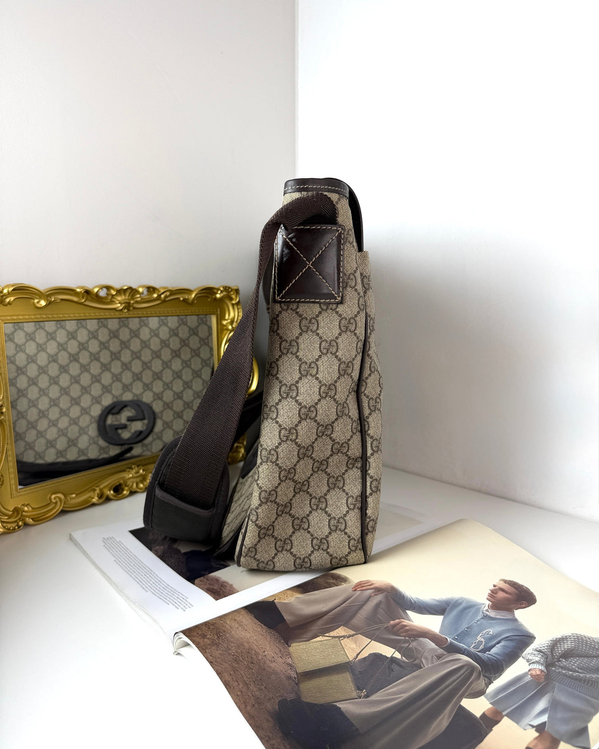 Gucci Interlocking G Large Messenger Bag - View 3