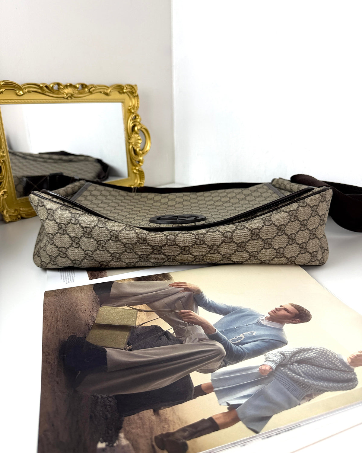 Gucci Interlocking G Large Messenger Bag - View 5