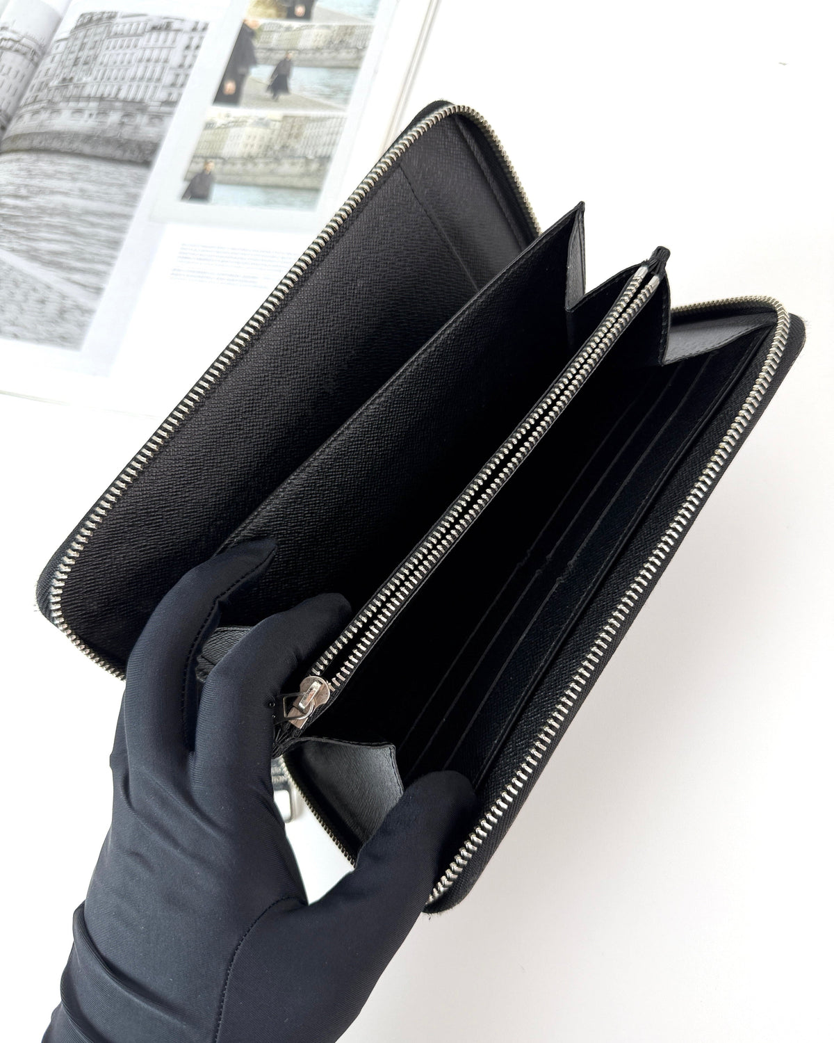 Louis Vuitton Zippy Wallet Horizontal - Graphite - View 7
