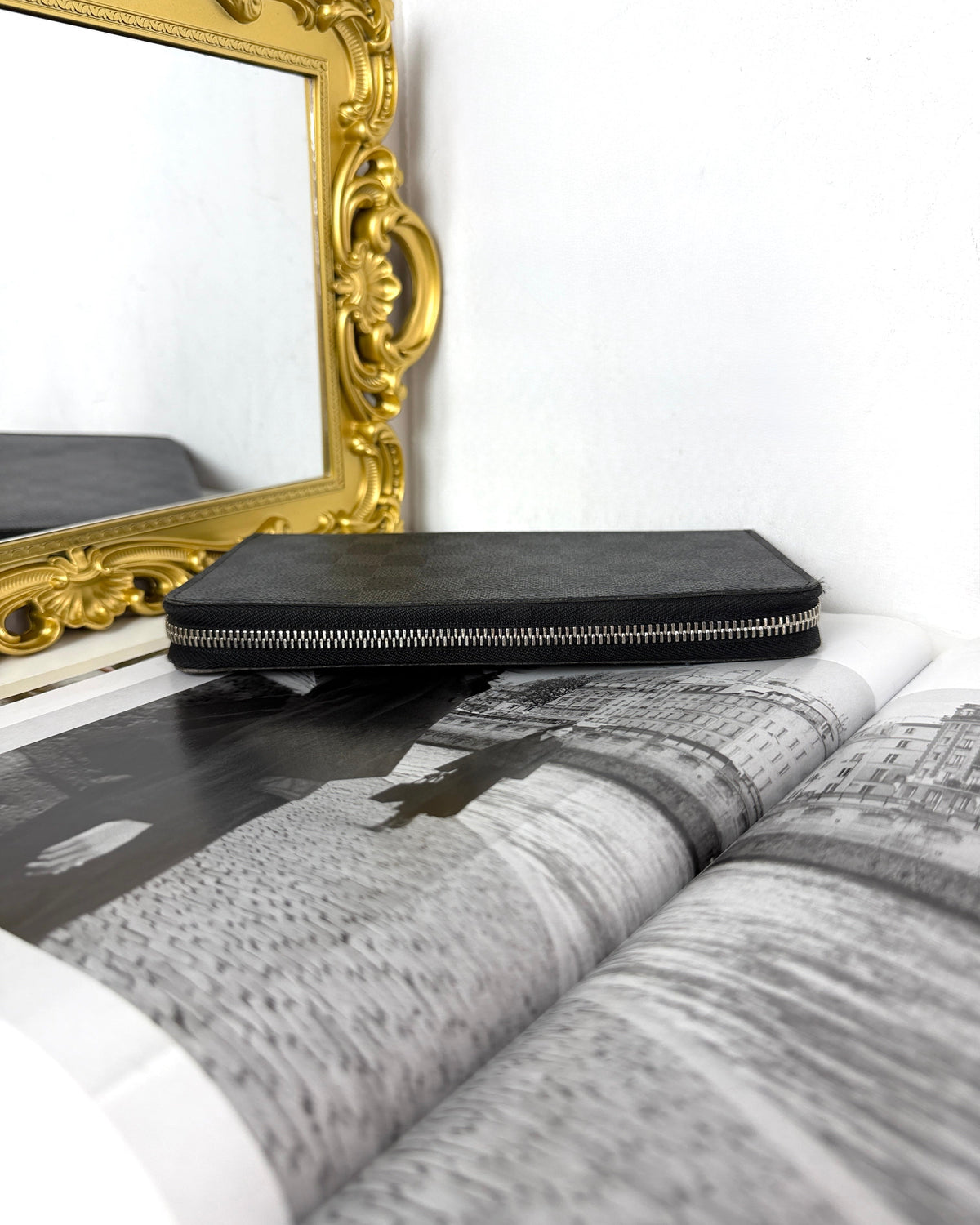 Louis Vuitton Zippy Wallet Horizontal - Graphite - View 6