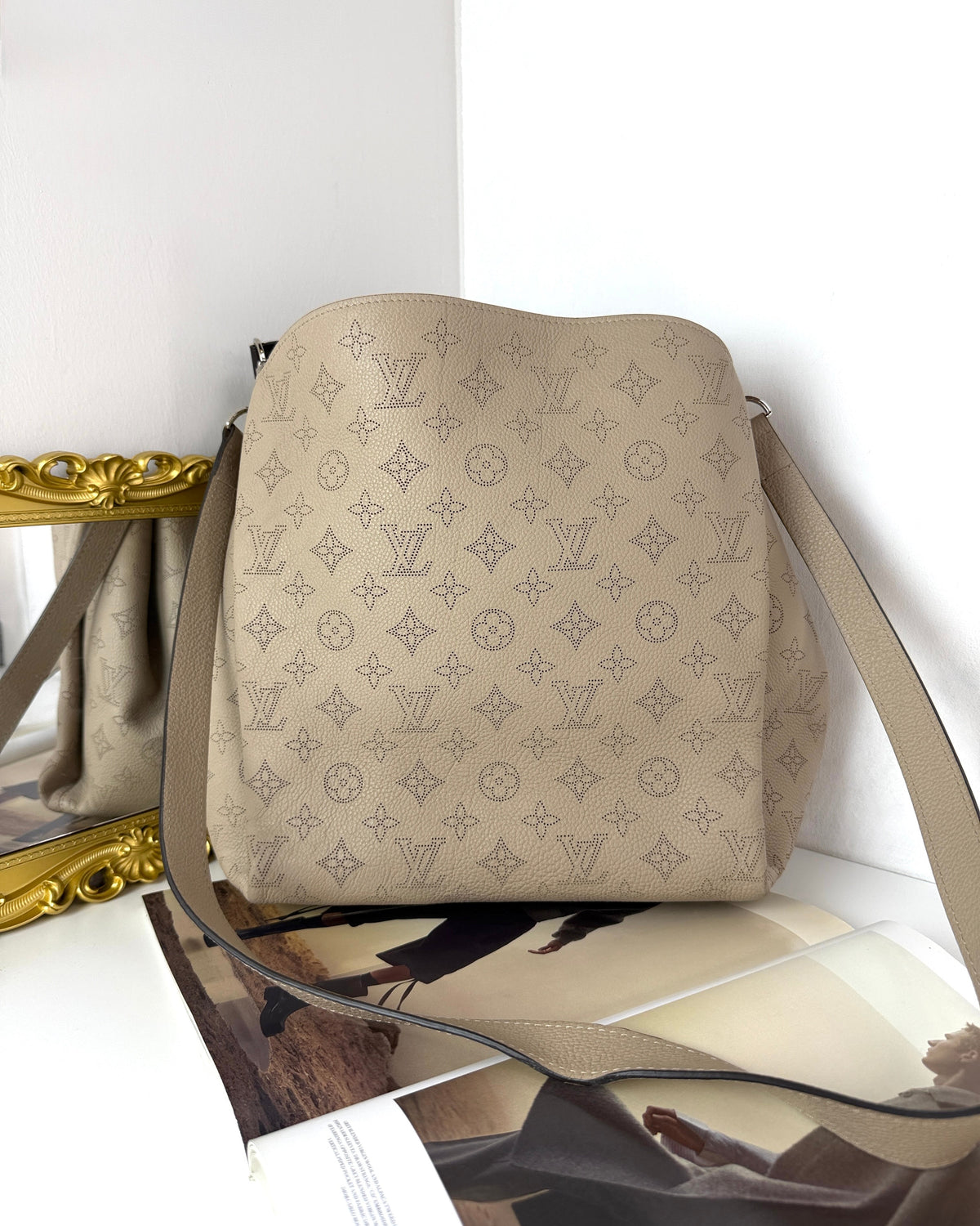 Louis Vuitton Babylone PM Hobo Bag - Galet - View 2