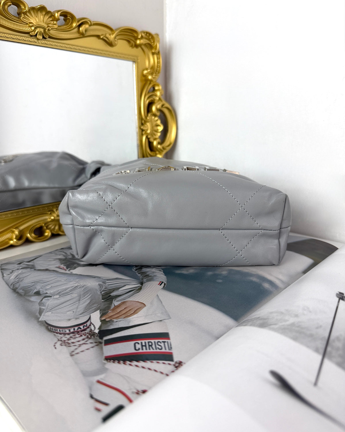 Chanel 22 Mini Handbag - Light Grey - View 5