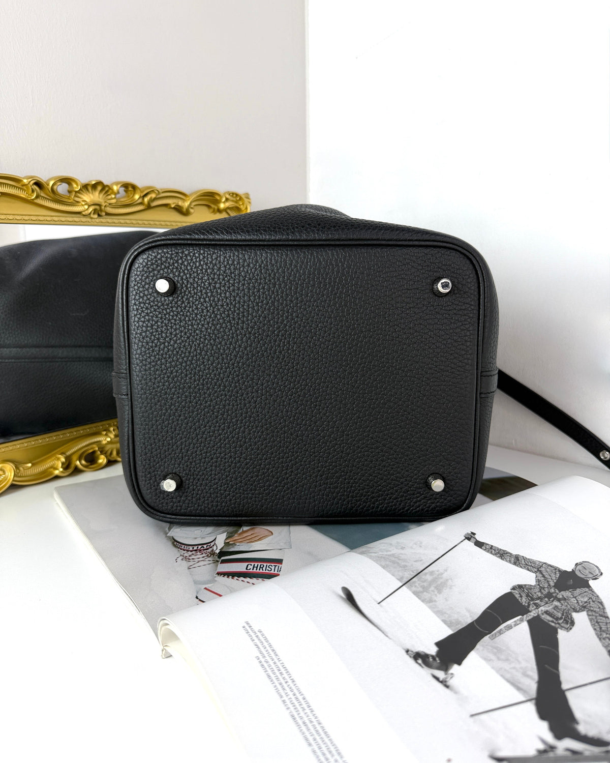 Hermès Picotin Lock Bag 22 - Black - View 5