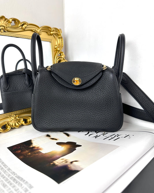 Hermès Mini Lindy Bag - Black - View 1