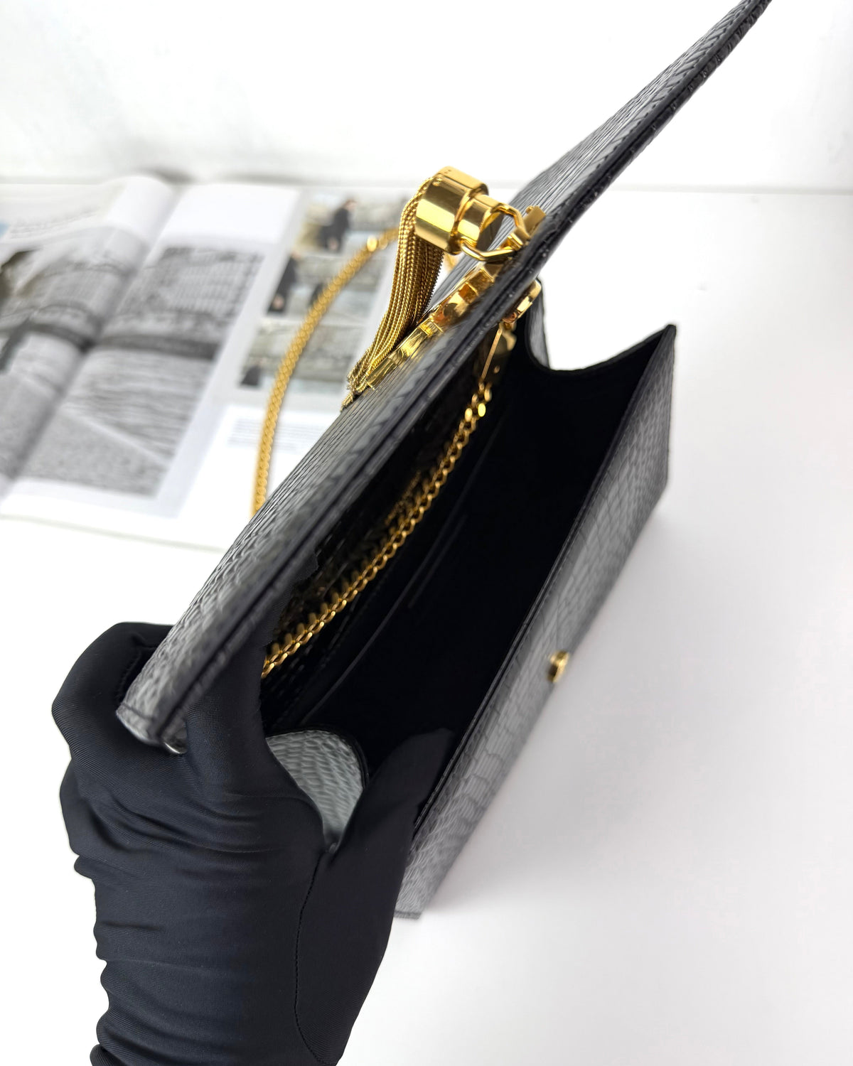 Saint Laurent Kate Medium Tassel in Crocodile Embossed Leather Bag - Black Saint Laurent - View 7
