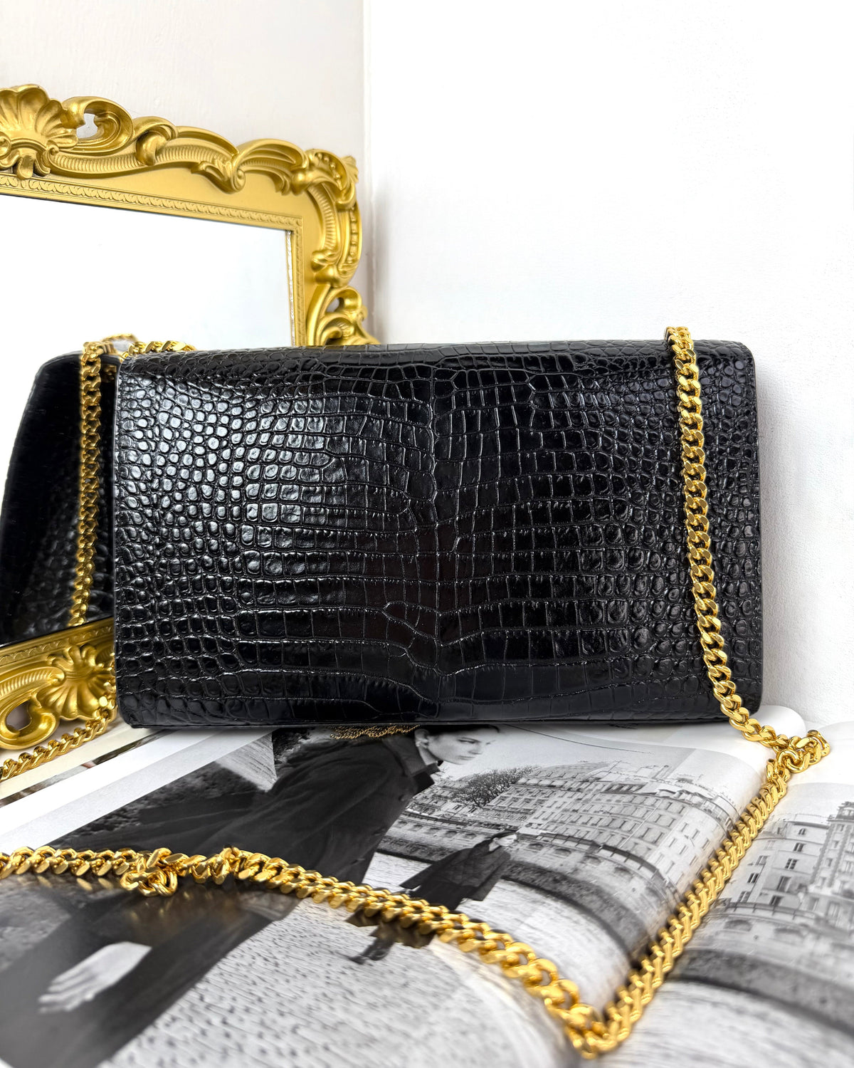 Saint Laurent Kate Medium Tassel in Crocodile Embossed Leather Bag - Black Saint Laurent - View 2