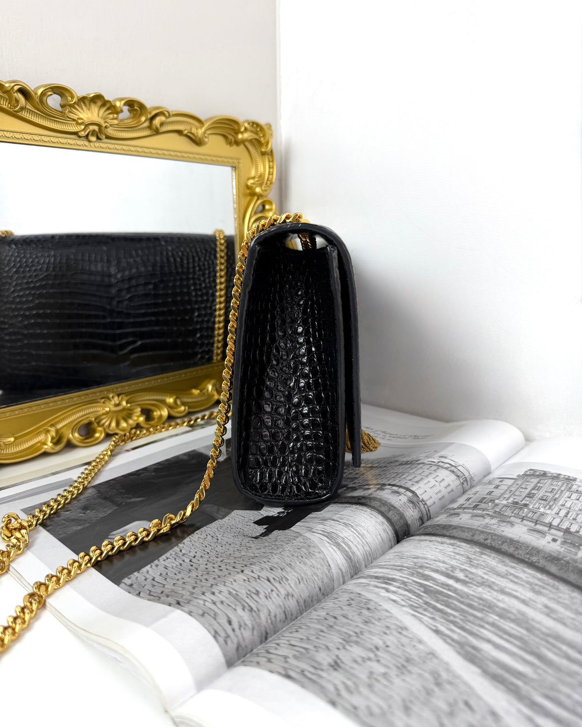 Saint Laurent Kate Medium Tassel in Crocodile Embossed Leather Bag - Black Saint Laurent - View 4
