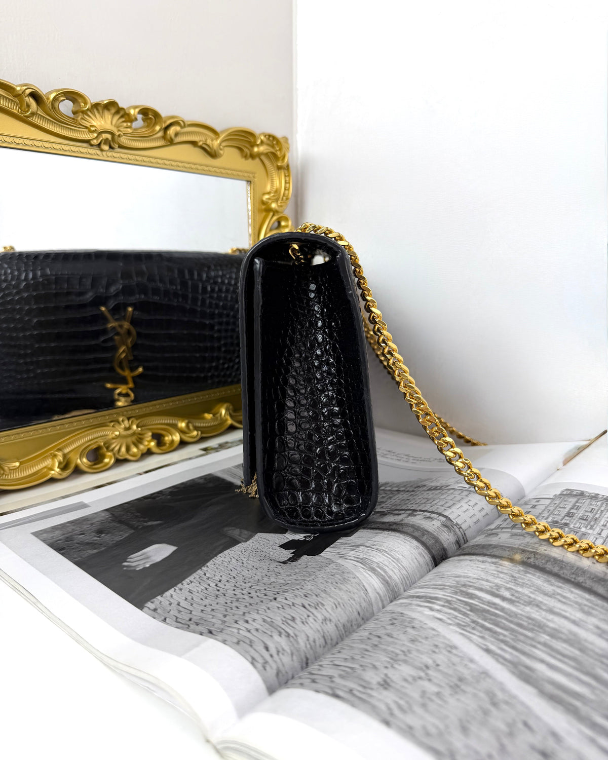 Saint Laurent Kate Medium Tassel in Crocodile Embossed Leather Bag - Black Saint Laurent - View 3