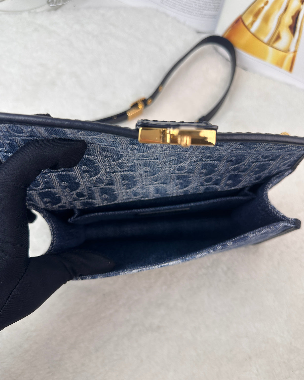 Dior 30 Montaigne East-West Chain Bag - Blue (Denim) - View 6