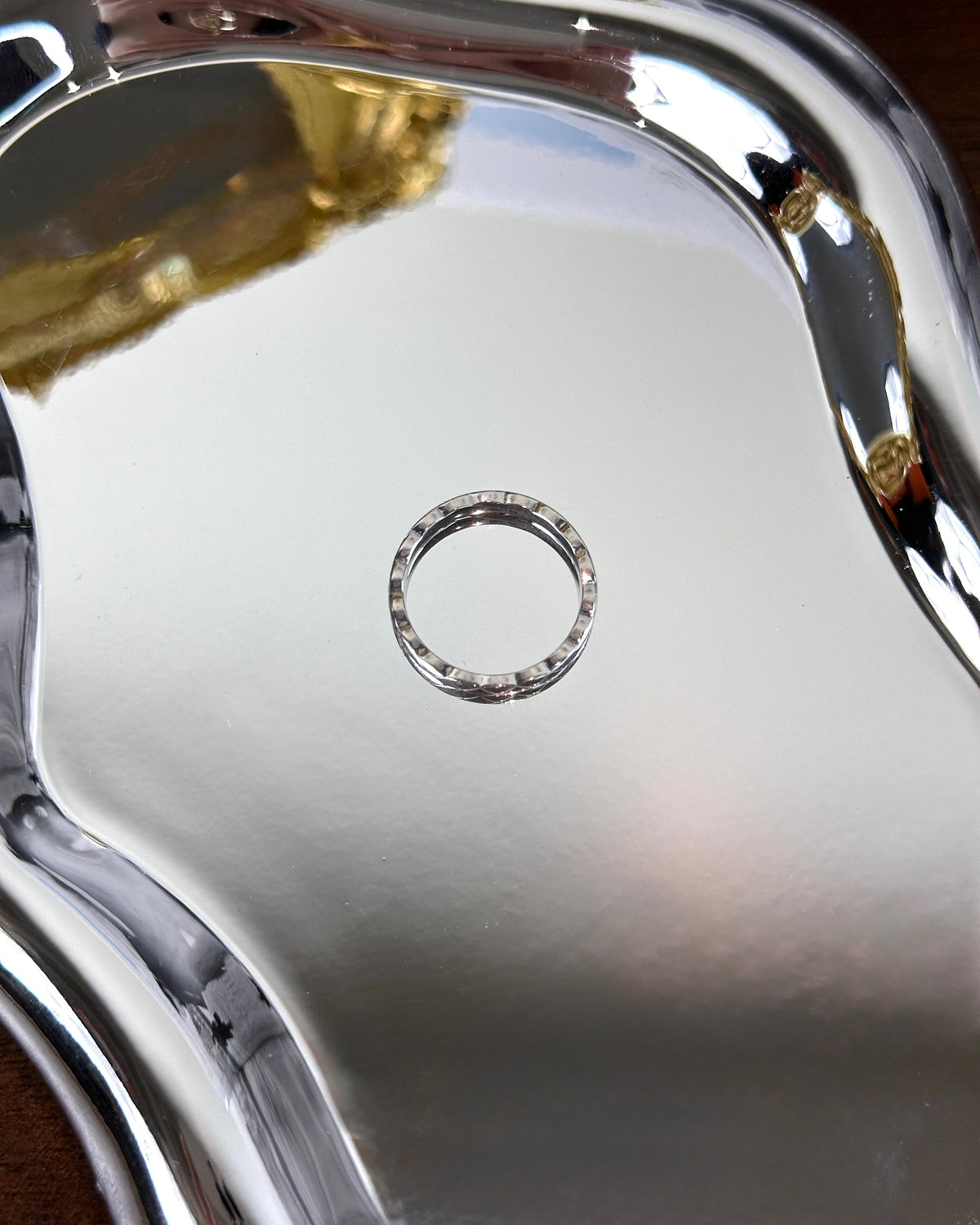 Chanel Coco Crush Ring - White Gold - View 3