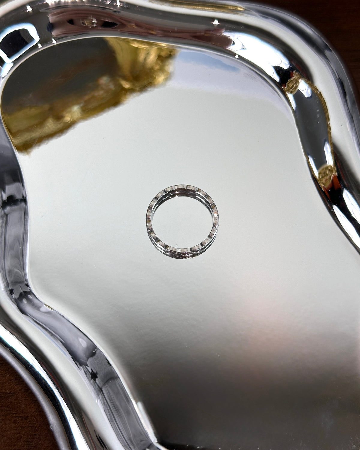 Chanel Coco Crush Ring - White Gold - View 2