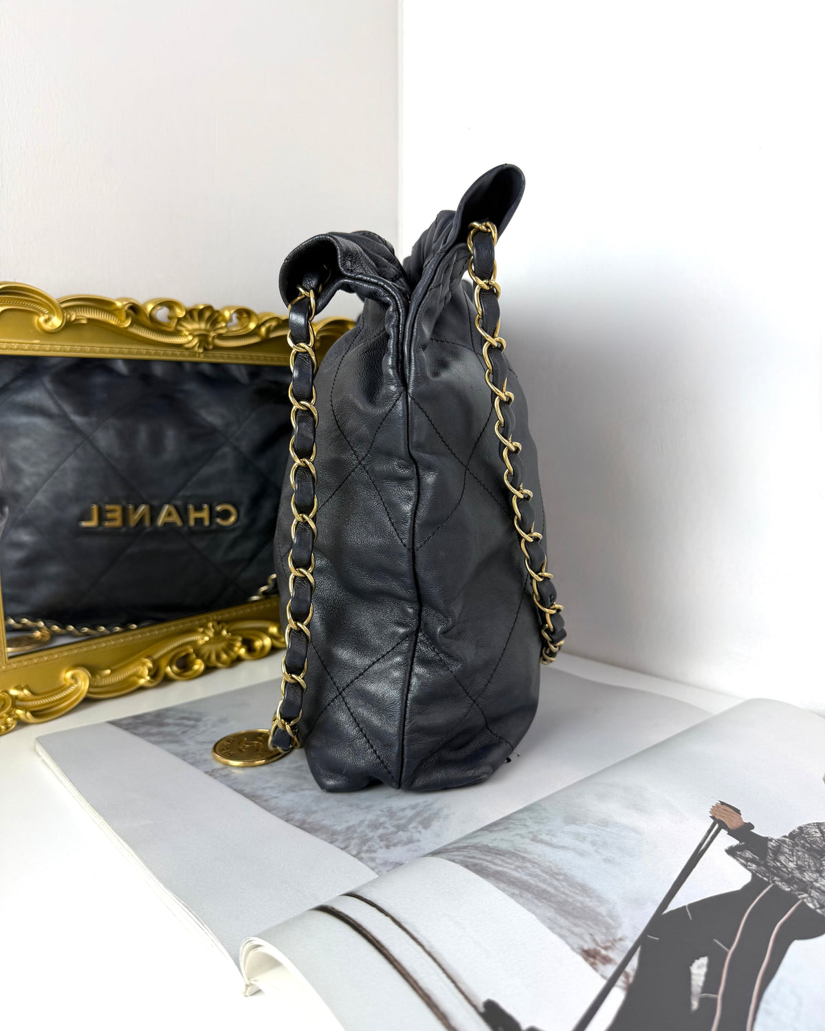 Chanel 22 Handbag - Black With Gold-Tone Metal - View 3