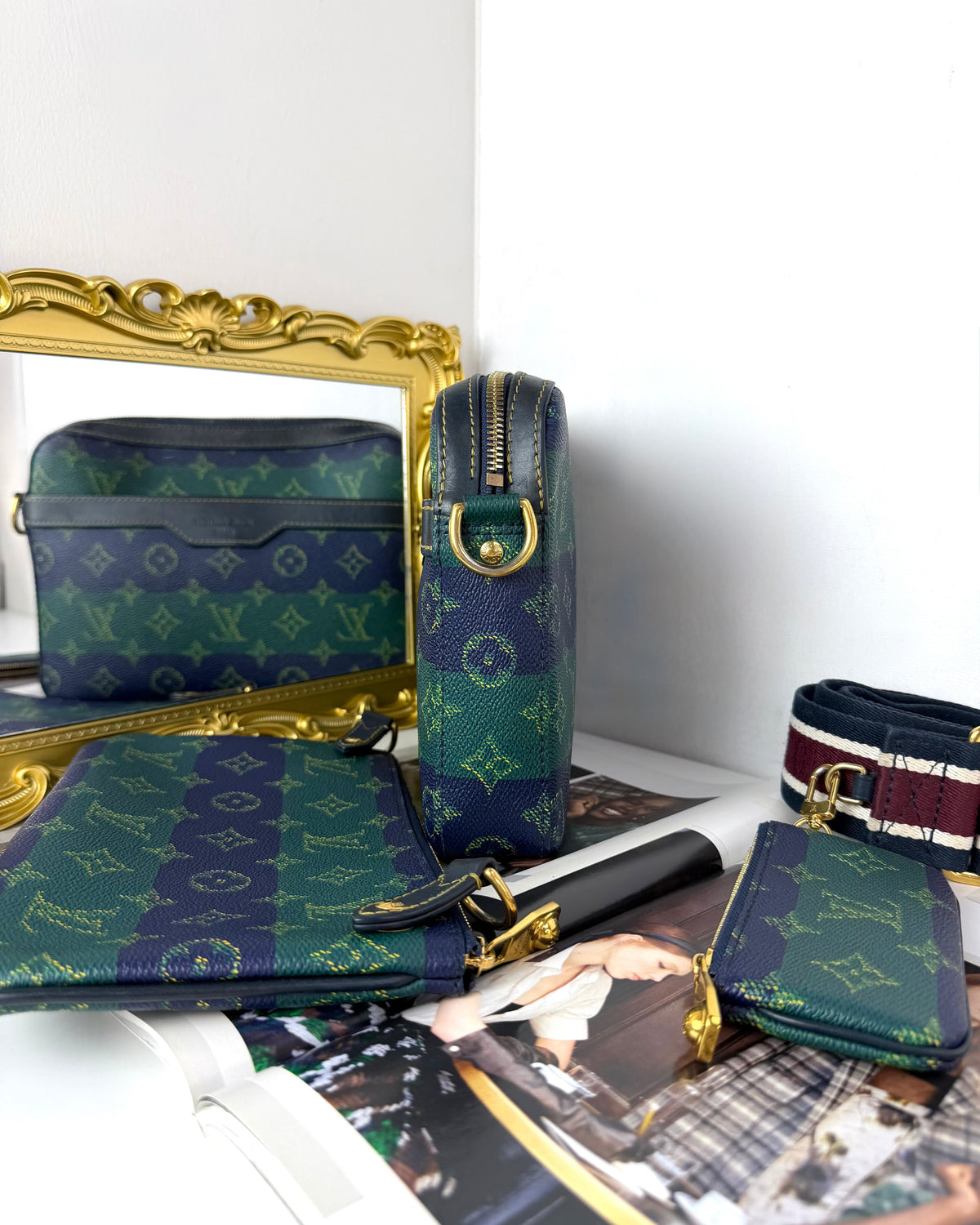 Louis Vuitton Trio Messenger - Blue Stripes - View 3