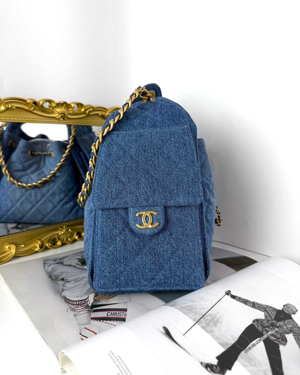 Chanel 25 Small Handbag - Blue - View 4