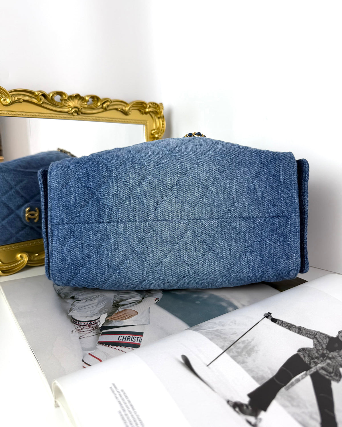Chanel 25 Small Handbag - Blue - View 5