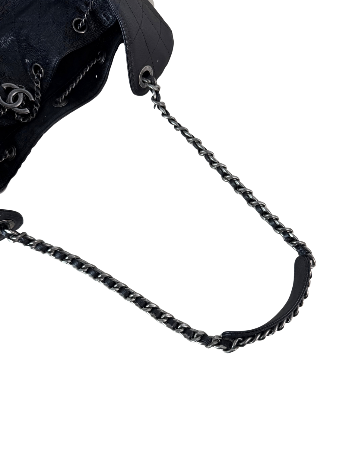 Chanel 25 Large Handbag - Black - View 12