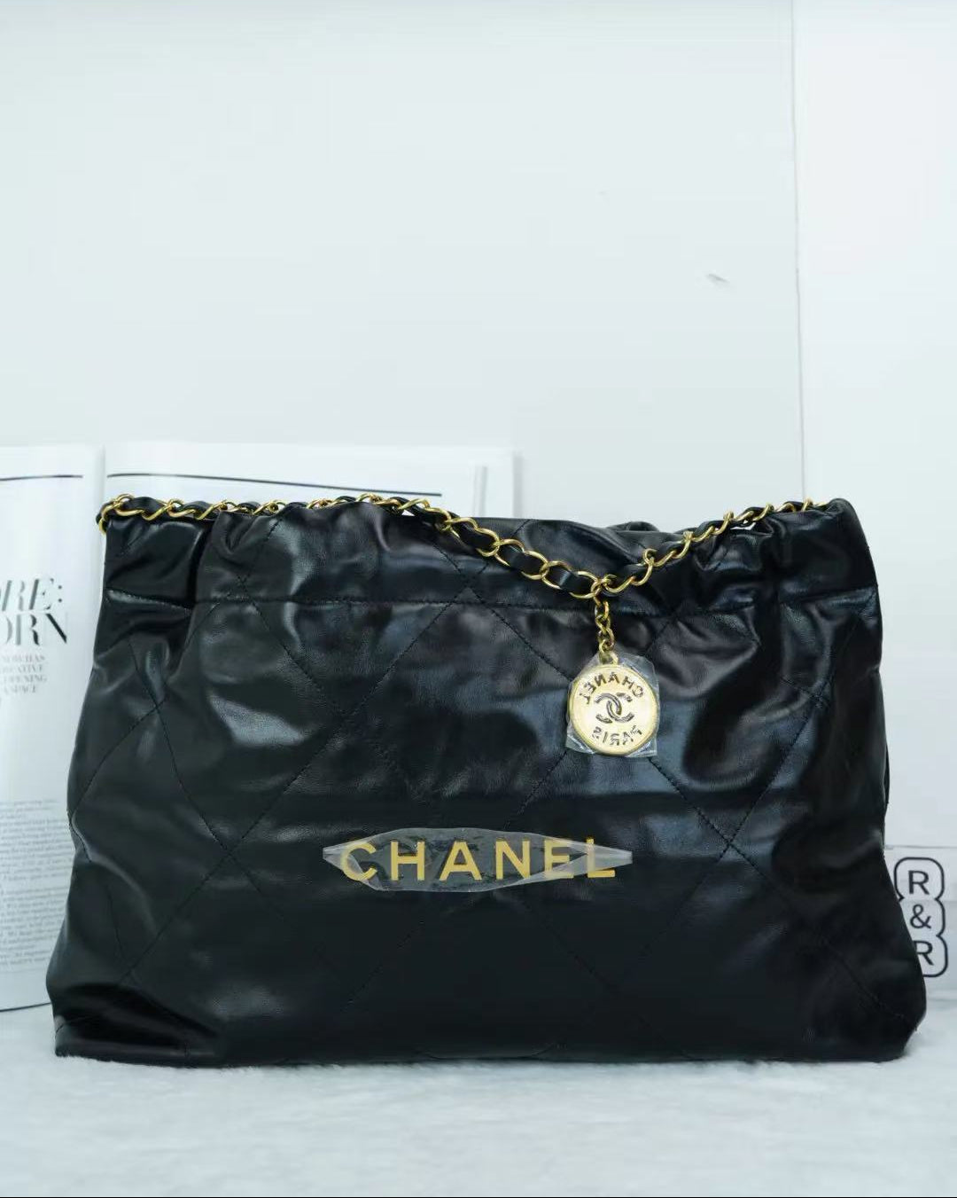Chanel 22 Bag - Black - View 1