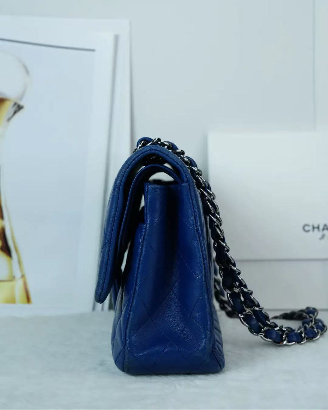 Chanel Classic Flap Medium Bag - Blue - View 3