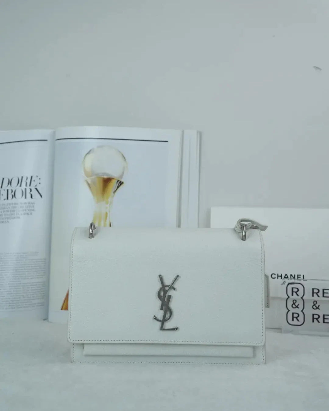 Saint Laurent Sunset Medium in Smooth Leather Bag - White - View 1