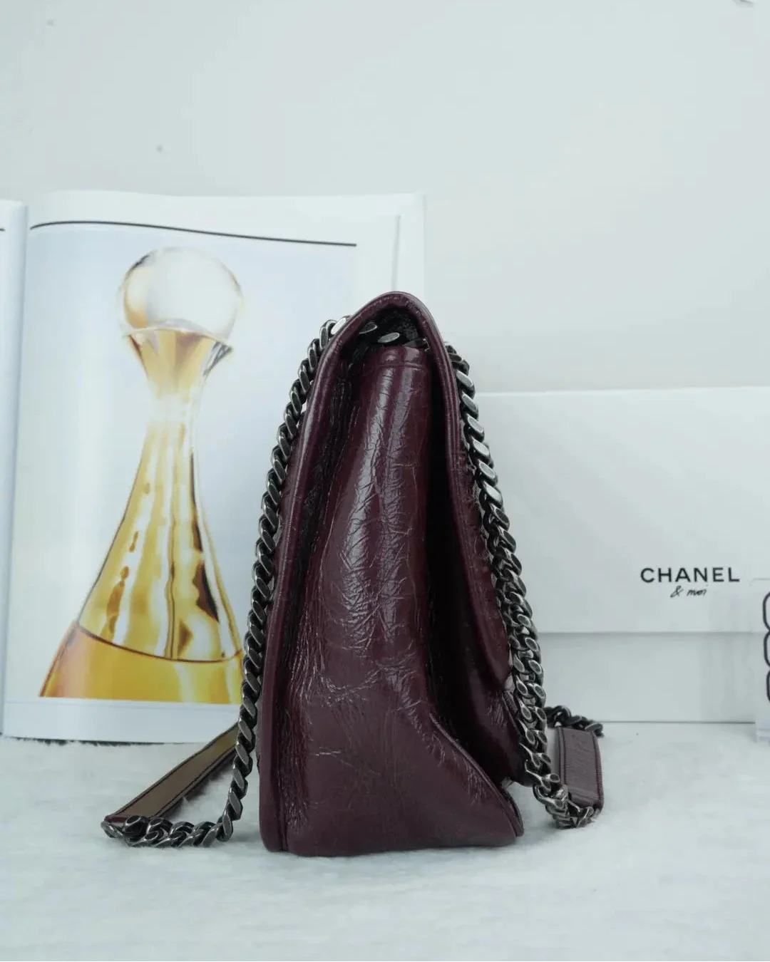 Saint Laurent Niki Medium Chain Bag in Vintage Leather - Burgundy - View 4