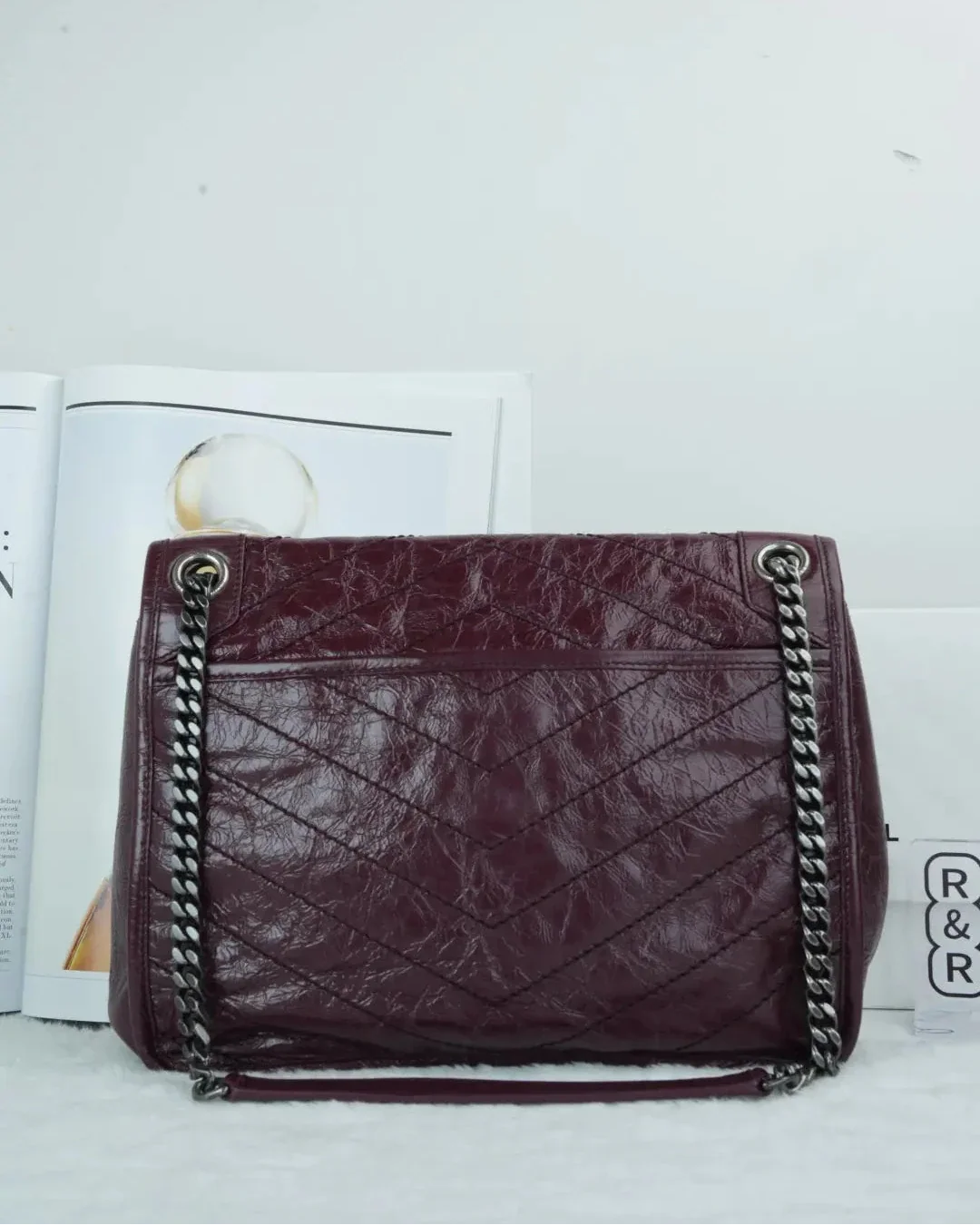 Saint Laurent Niki Medium Chain Bag in Vintage Leather - Burgundy - View 2