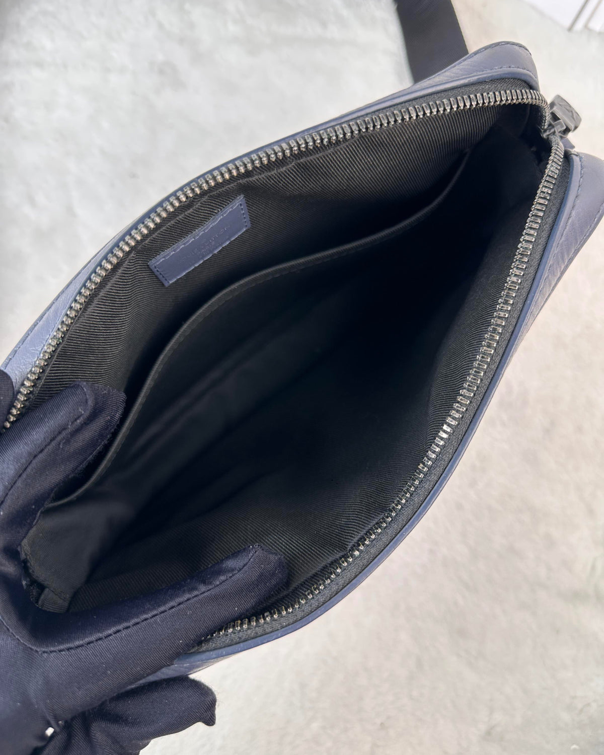 Louis Vuitton Duo Messenger Bag - Blue - View 6