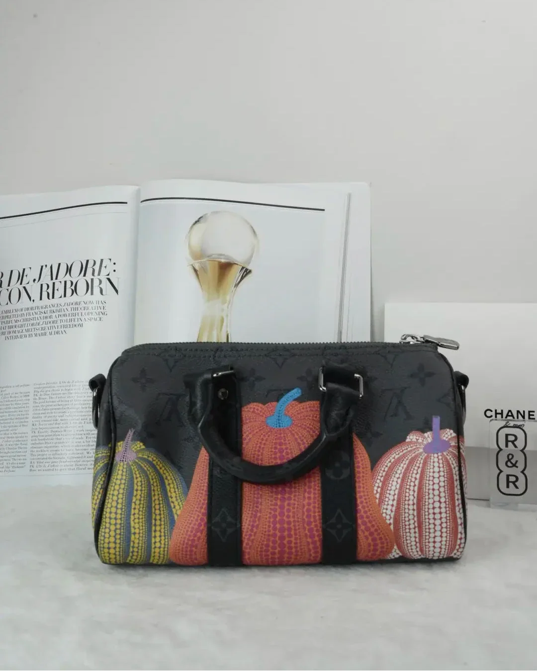 Louis Vuitton Yayoi Kusama Keepall Bandoulière 25 Bag - View 2