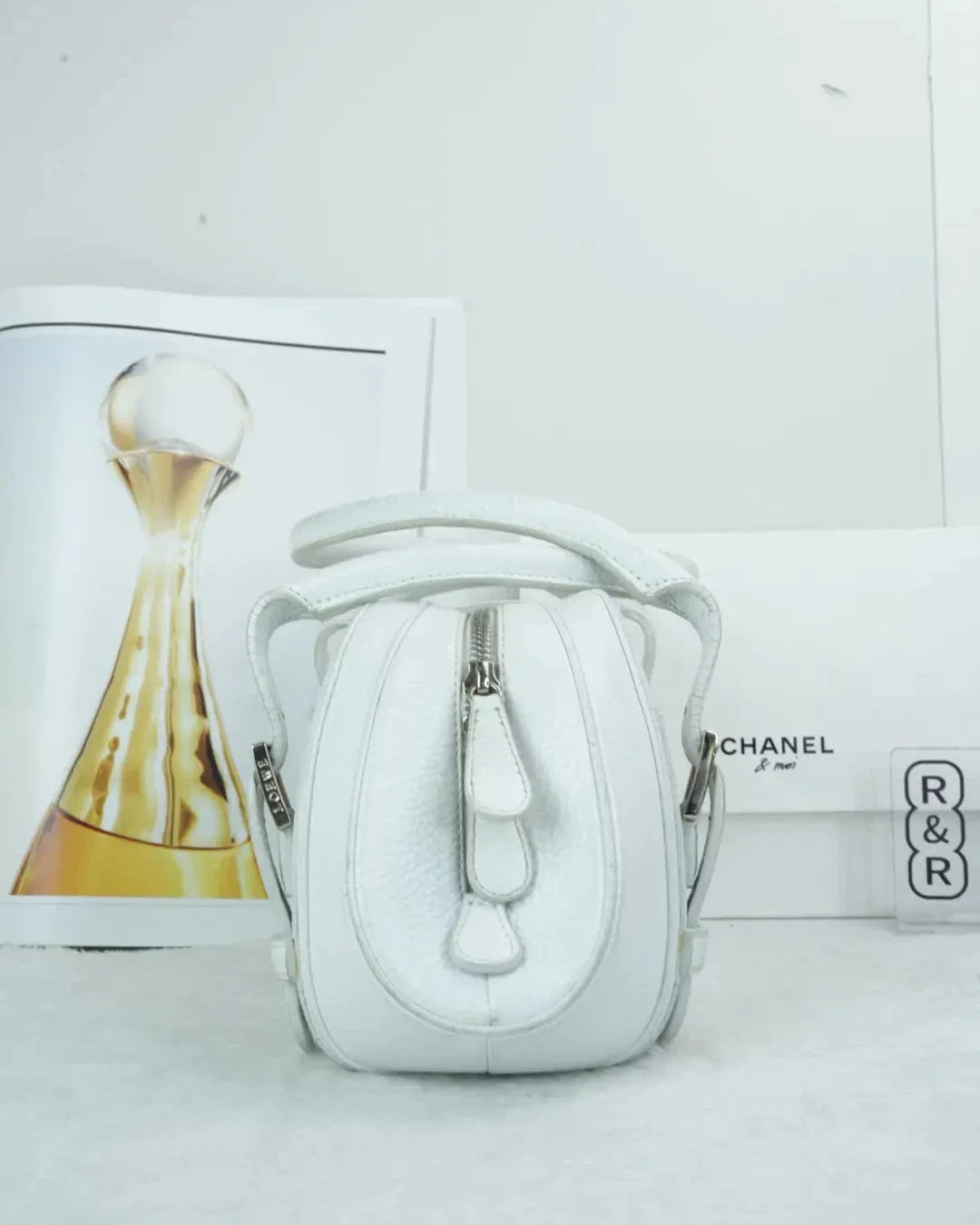 Loewe Senda Shoulder Bag - White - View 3