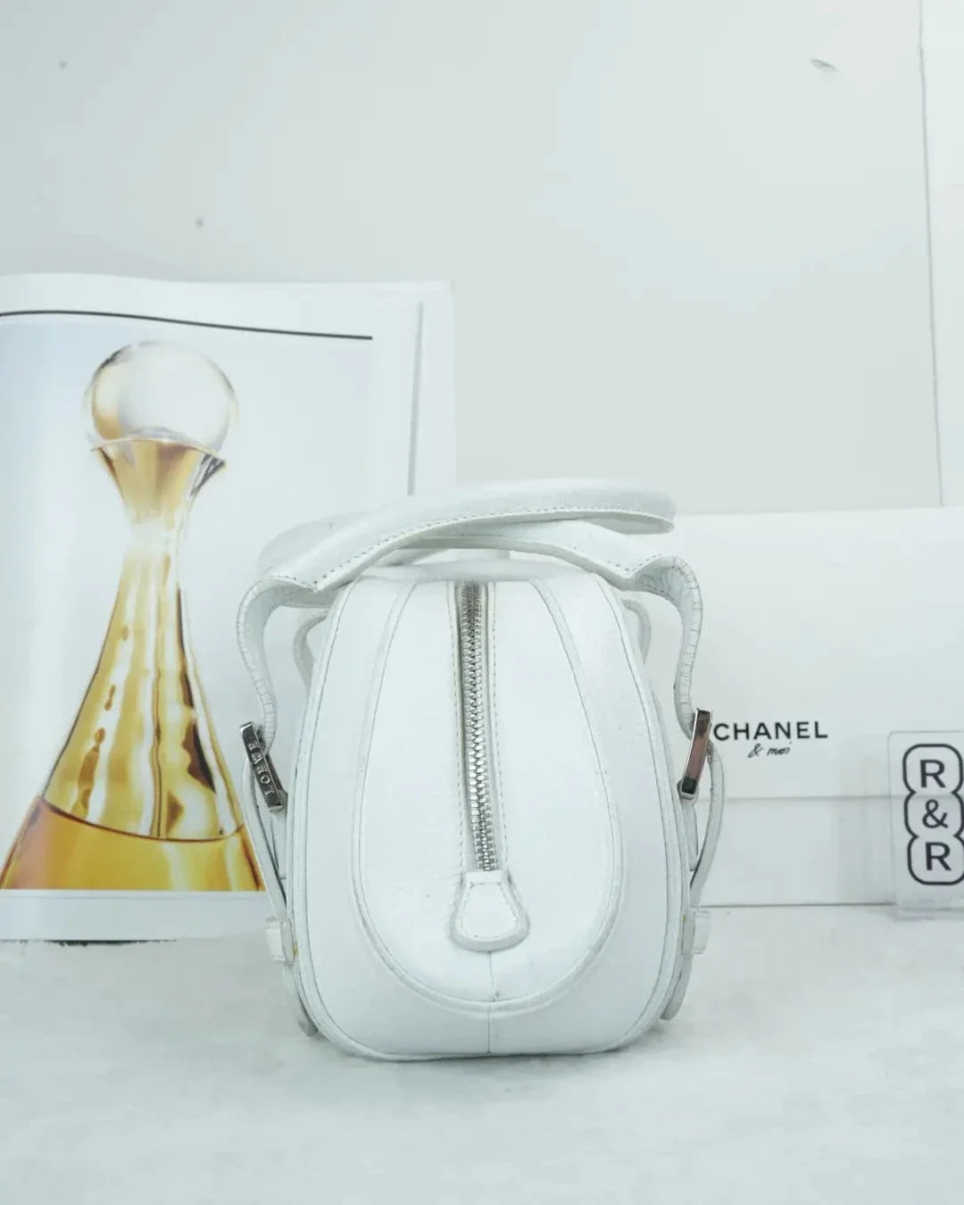 Loewe Senda Shoulder Bag - White - View 4