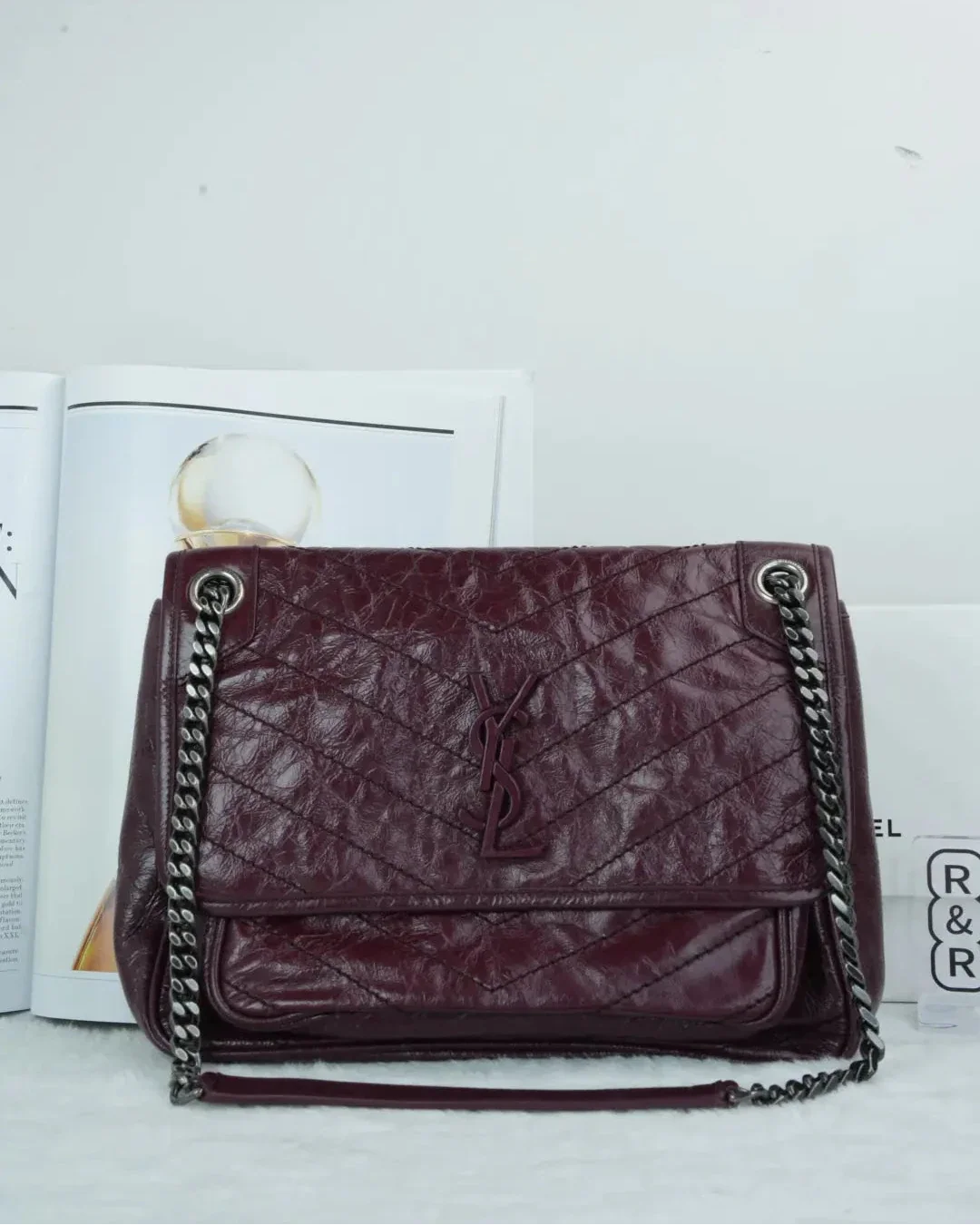 Saint Laurent Niki Medium Chain Bag in Vintage Leather - Burgundy - View 1
