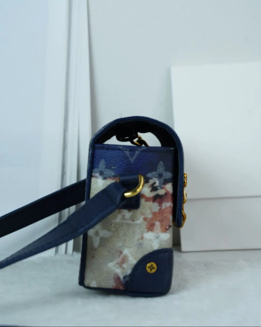Louis Vuitton Steamer Wearable Wallet - Monogram Bleach - View 4
