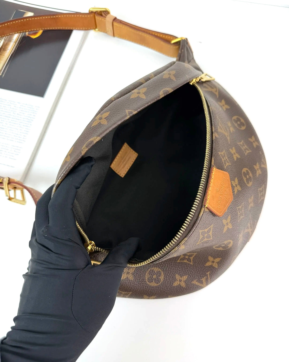 Louis Vuitton Monogram Bumbag - Brown - View 7